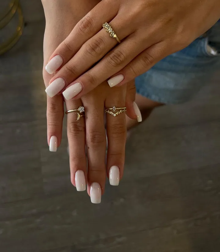 Kare formda sade süt beyazı — OZ Nail Studio